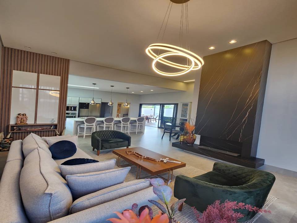 #CA0103 - Casa em condomínio para Venda em Jundiaí - SP